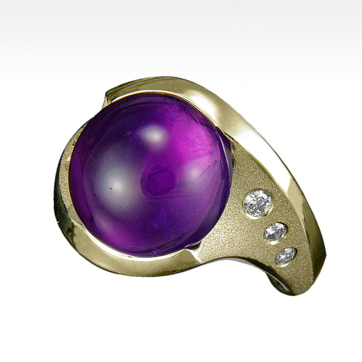 "Eddy" Arizona Amethyst Cabochon Ring with Ideal Cut Diamonds in 14K Yellow Gold - Lyght Jewelers 10040 W Cheyenne Ave Ste 160 Las Vegas NV 89129